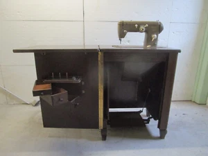 Pfaff 230 Nähmaschine manuell angetrieben, Zahnriemen fehlt, nur Abholung - Bild 1 von 3