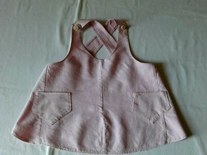 Ancien Tablier fillette coton rose T2/3 ans Années 40 50 Old Girl apron 2/3 yrs - Imagen 1 de 5