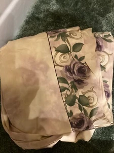 Croscill Chambord Purple Roses Queen Top Sheet With 2 Pillow Cases. - Picture 1 of 2