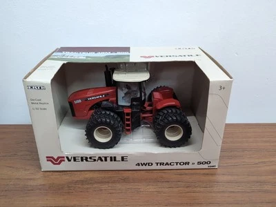 1/32 Ertl Farm Toy Versatile 500 4WD with Duals Tractor - Image 1 of 4