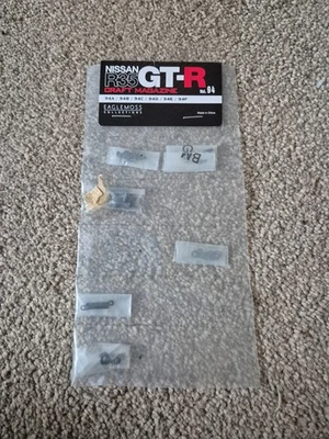 1/8 SCALE EAGLEMOSS BUILD YOUR OWN THE NISSAN R35 GT-R CAR ISSUE 94 - Image 1 of 3