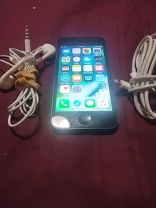Apple iPhone 5 A1429 16GB GSM Unlocked Very Good Condition - Picture 1 of 5