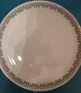 Plato de cena de repuesto de porcelana Gildhar usado buen estado mantilla - Imagen 1 de 5