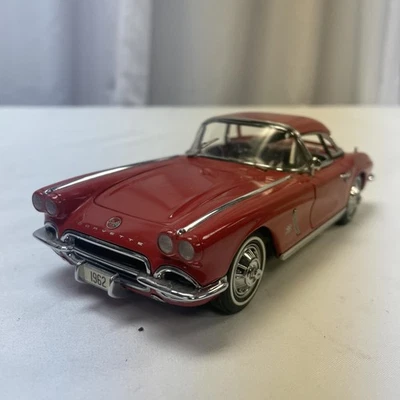 Chevy Corvette 1962 Danbury como nuevo modelo de coche a escala 1:24 dañado ver fotos Foto 1 de 4