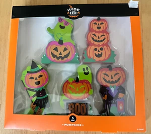 Target Wood Pumpkins Mini Mantle Halloween Decorative Figurine Set - Hyde & EEK! - Imagen 1 de 6