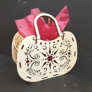 SPECIAL GIFT BASKET - Small Wooden - Picture 1 of 5