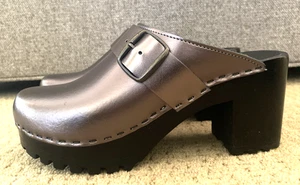 SVEN Pilgrim Clogs 3" Chunky Sz 39 US 8.5/9 Silver Metallic Made USA - Picture 1 of 11