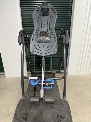 Mesa de inversión Teeter LX94 FitSpine con kit de alivio del dolor de espalda Foto 1 de 4