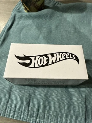 HOTWHEELS 2025 MODEL RLC 1981 TOYOTA SR5 4WD - Image 1 of 4