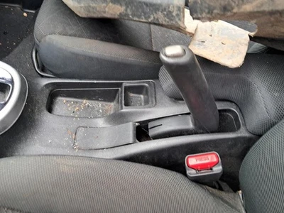 Consola piso delantero tela reposabrazos SOLO CVT 15-20 AJUSTE 2648963 Foto 1 de 4