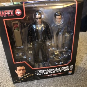 Medicom MAFEX No. 199 The Terminator 2: JUDGEMENT DAY T-800 - Picture 1 of 1