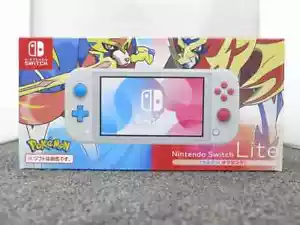 Nintendo Switch Lite Pokemon Zacian y Zamazenta con todos los artículos japoneses USADOS - Imagen 1 de 2