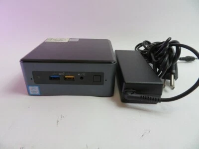 INTEL NUC NOBILIS (BOXNUC8i3BEH1) i3-8109U 3.0GHz 8GB RAM 1TB HDD WIN 11 PRO Foto 1 de 4