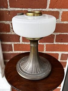 Antique Aladdin 1937 Queen B-95 White Moonstone Bronzed Base Kerosene Oil Lamp