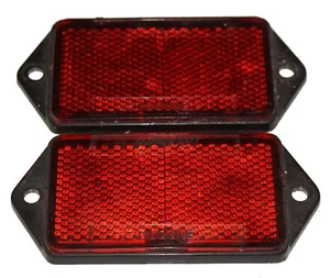 Land Rover Defender Discovery 1 Body Tailgate screw on Reflector Rubbolite Red - Picture 1 of 3