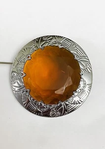 VINTAGE MIZPAH VICTORIAN REVIVAL SCOTTISH BROOCH/PIN AMBER GLASS 1.75" Diameter - Picture 1 of 6