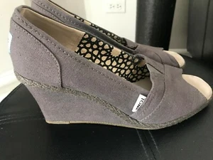 Toms Damensandalen Keilabsatz sommergrau ~ Gr. 8,5 ~ SCHÖN ~ - Bild 1 von 7