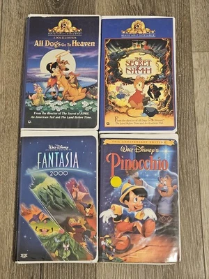 Vhs Lot - All Dogs go to Heaven, The Secret of NIMH, Fantasia 2000, & Pinocchio Foto 1 de 4