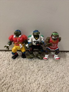 Vintage 90's TMNT Action Figures - No Accessories - Lot Of 3 - Sports - Picture 1 of 7