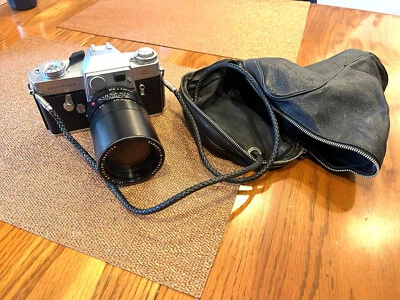 Lente Leica Leicaflex SL 35 mm SLR + 135 mm F/2,8 Elmarit-R + estuche de cuero ('64-'68) Foto 1 de 4