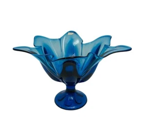 Mid Century Large Viking Bluenique Art Glass Footed Vase with Original Sticker. - Picture 1 of 9