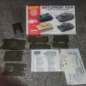 Kit quattro modelli vintage Lindberg Battlefront carri armati Stalin Tiger Patton Centurian - Foto 1 di 9