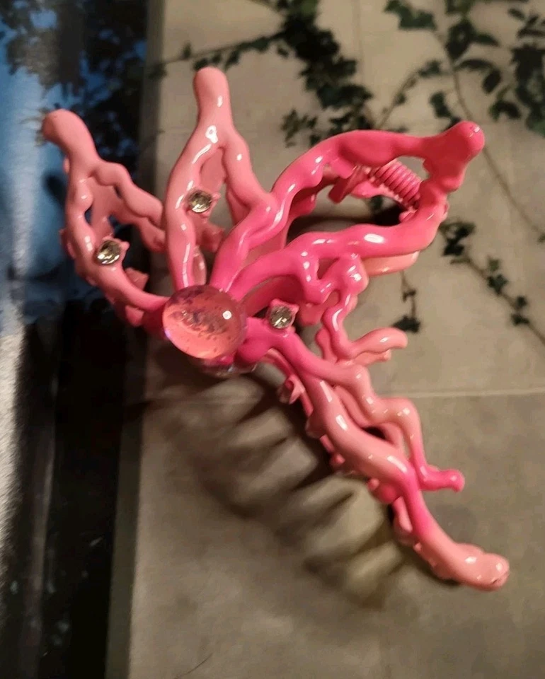 Garra de pelo mariposa rosa Fairycore Foto 1 de 1