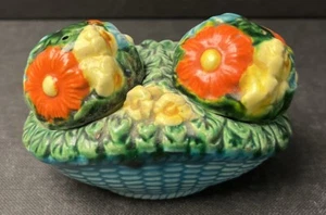 Vintage 1950's Flower Basket Hand Painted Japan S&P Salt & Pepper Shaker Set B37 - Picture 1 of 4
