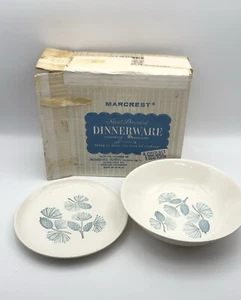 Vintage Marcrest Blue Spruce Pinecone 4pc Set 2 SOUP BOWLS2 SALAD PLATES - Picture 1 of 6