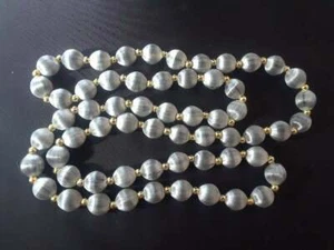 Vintage Gray Silk Bead Necklace Z670 - Picture 1 of 5