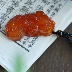 Chinese Natural Jade Chalcedony Handcarved Statue Guanyin Necklaces Pendants - Picture 1 of 6
