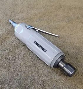 Herramienta neumática neumática Dotco 10L 2082C recto corte 18.000 rpm 1/4" - Imagen 1 de 10
