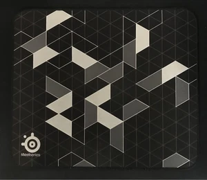 SteelSeries QcK LIMITED Gaming Mouse pad Used - Picture 1 of 2