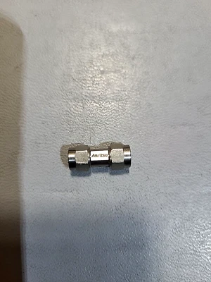 Barril ANRITSU K220B 2,92 mm SMA (M) Foto 1 de 3