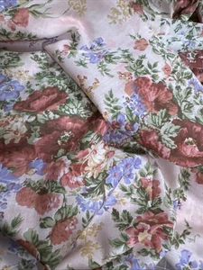 Vintage Cotton Fabric floral 1980’s Cottage Chic Floral Bouquets Patterns Rights - Picture 1 of 5
