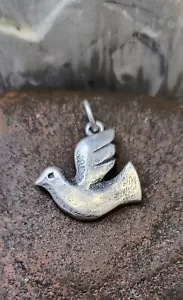 Retired James Avery Lightly Textured Dove Sterling Silver Pendant - Picture 1 of 3