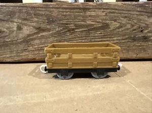 2006 HIT TOY CO. TRACKMASTER CARGO TENDER TRAIN THOMAS & FRIENDS - Picture 1 of 5