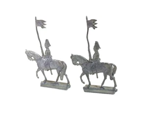 Napoleonische Flachblei Spielzeug Soldaten Französische Kavallerie Standarte Fahnenträger 2 Stück - Bild 1 von 3