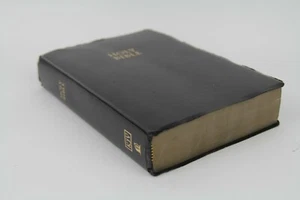 HOLY BIBLE Giant Large Print King James Version Gold Gilded Trim Edge Page Black - Imagen 1 de 9