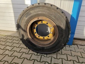 Stapler Reifen 9.00-20 Vollgummi Gabelstaplerreifen Runderneuert (500) - Bild 1 von 4