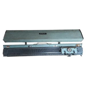 Fuji VH-101 Strickmaschine für Teile oder funktioniert nicht, Originalkarton dabei - Bild 1 von 12