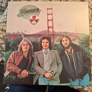 AMERICA "HEARTS" VINYL LP 1975 VG+ - Picture 1 of 4