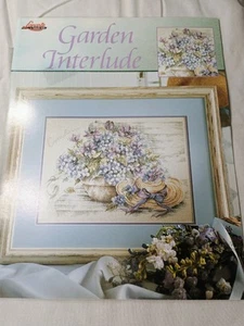 Garden Interlude Lanarte by Leisure Arts Cross Stitch Pattern Vtg Floral Cottage - Picture 1 of 3