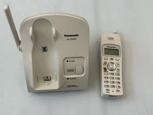 Panasonic KX-TG2620 Cordless Phone & Base 2.4 GHz (White) - NO AC Adapter - Picture 1 of 1