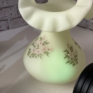 FENTON GLASS CUSTARD SATIN URANIUM GLASS RUFFLED VASE VINTAGE Hand Painted & Sig - Picture 1 of 16