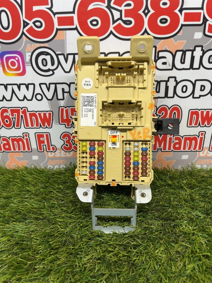 21 HYUNDAI VENUE FUSE CONTROL UNIT FUSE BOX RELAY 91950-K8900 - Image 1 of 4
