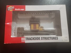 Walthers Cornerstone HO Scale Train Crossing Shanty & Power Poles - Picture 1 of 6