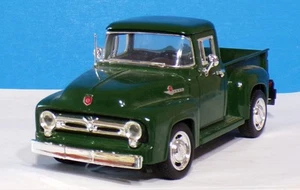 1956 FORD F-100 GREEN PICKUP MODEL 1/24th. - Picture 1 of 5