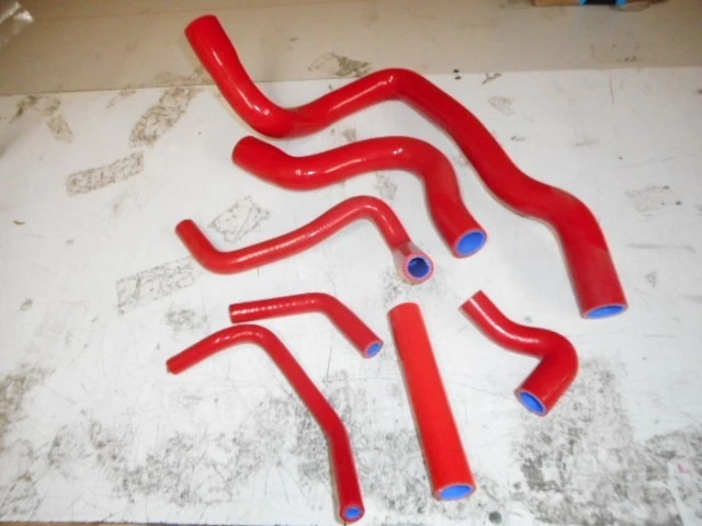 Manguera calefactora radiador silicona compatible Volvo S70 II 2.3/2.4/2.5 T5 2001-2007 Foto 1 de 1