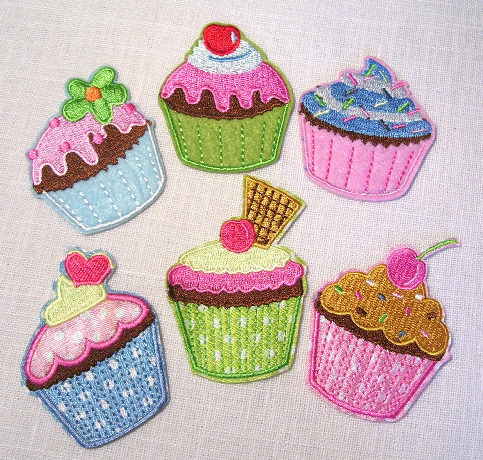 ÉCUSSON PATCH BRODE thermocollant GÂTEAUX CAKE PÂTISSERIE **5 X 6 ou 7 cm**